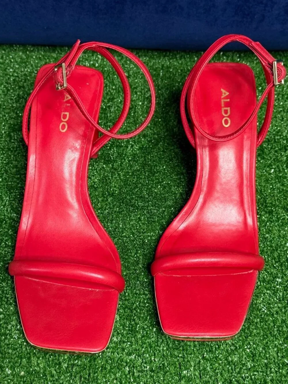 ALDO Red Strappy Leather Sandals Slim Block Heel Square Toe Gold Trim Size 7.5